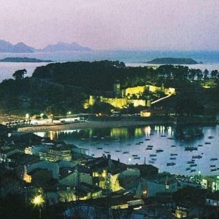 A Guaira, fantástico apartamento al borde del mar Oia Exterior foto