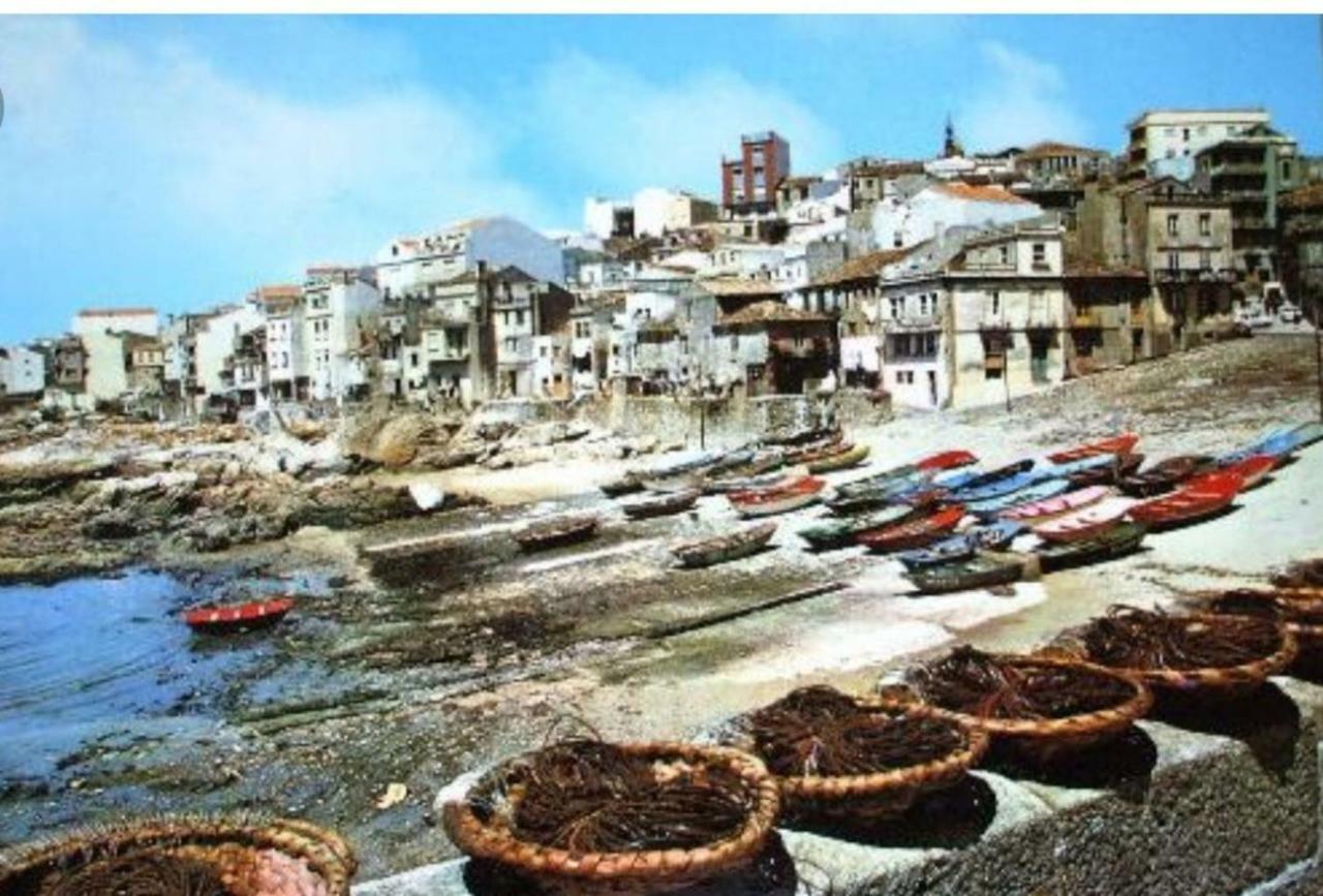A Guaira, fantástico apartamento al borde del mar Oia Exterior foto